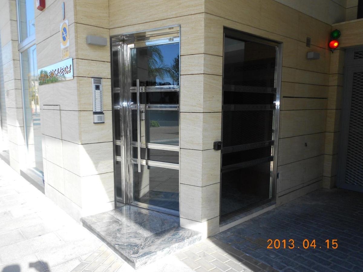 Denia Centro Puerto Apartment Екстериор снимка